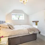 Owl's Nest Holiday home Stearsby